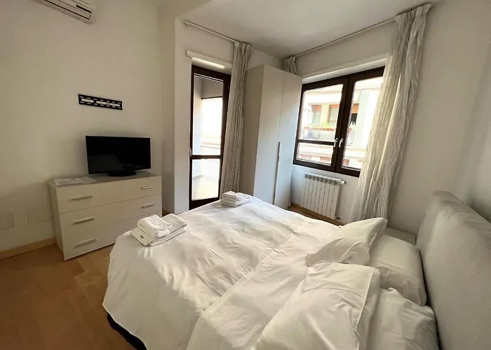 Konukevi Luciano Laterani 4*