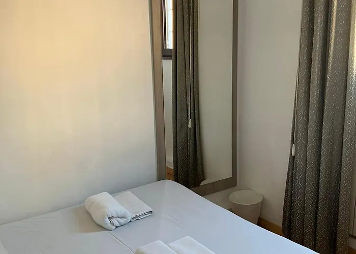 Konukevi Luciano Laterani Roma